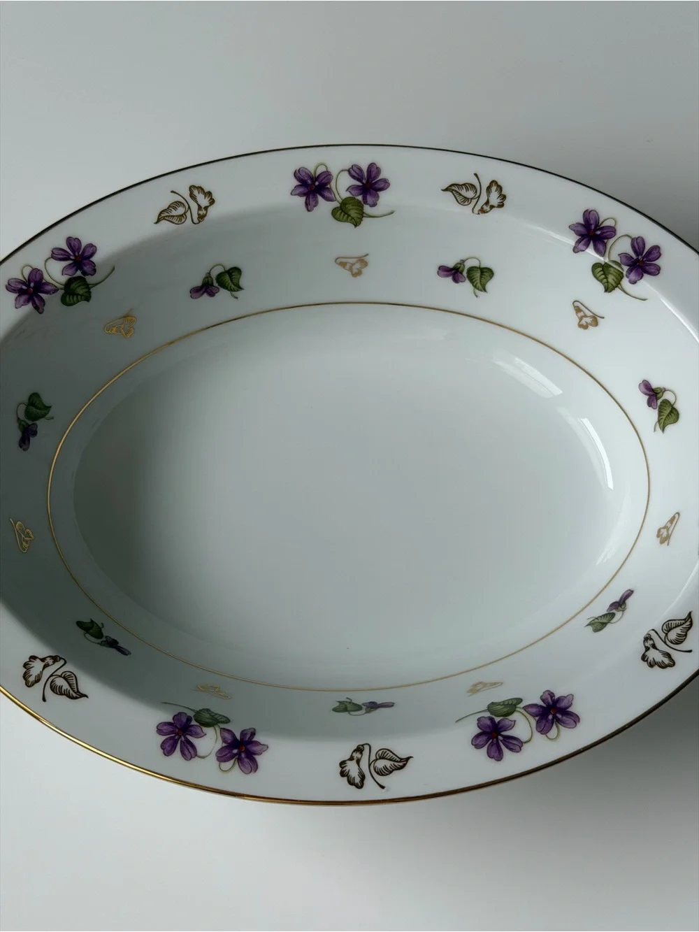 Noritake Avalon 5150 White Porcelain Oval Serving Bowl with Purple Voilet Floral
